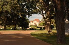 Lakewood Cemetery