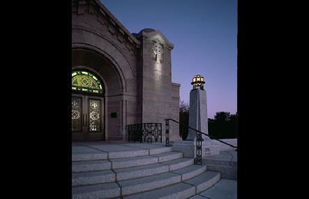 Lakewood Cemetery