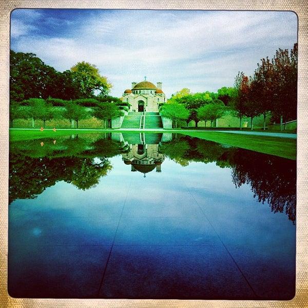 Lakewood Cemetery