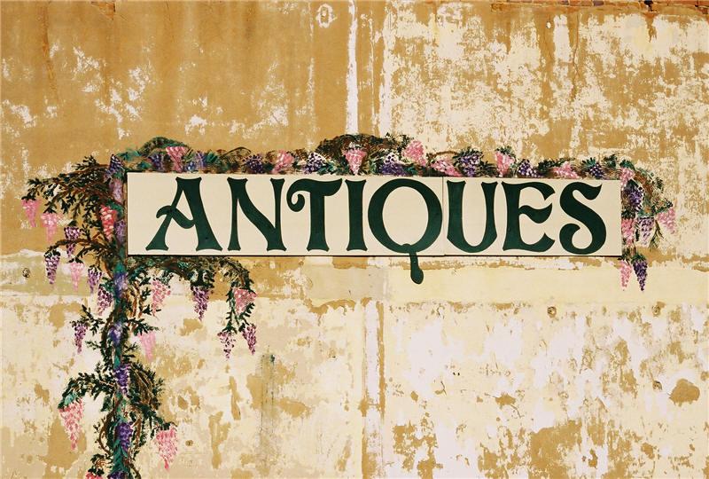 Click here for our Antique Home page...