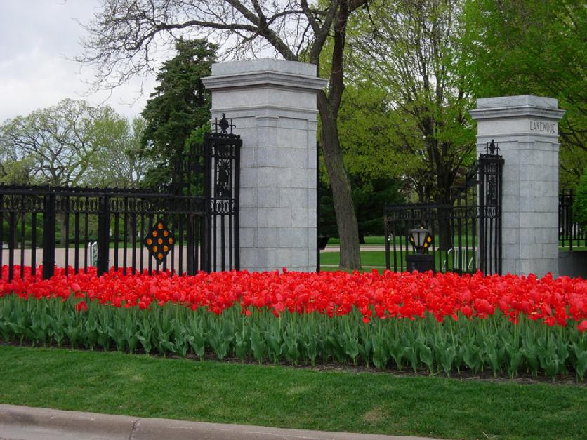 Lakewood Cemetery